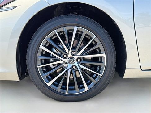New 2025 Lexus ES 350 w/ Premium Package image 42