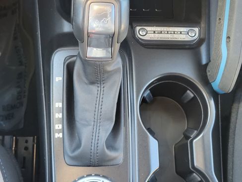 Used 2022 Ford Bronco Wildtrak image 24