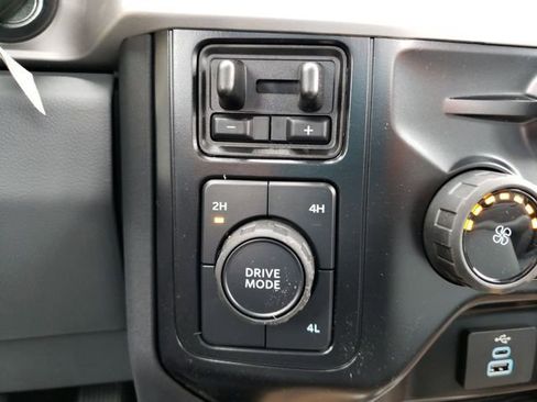 New 2025 Ford F350 XL w/ XL Chrome Package image 21