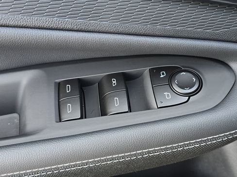 New 2026 Chevrolet Blazer EV LT w/ Midnight/Sport Edition image 13