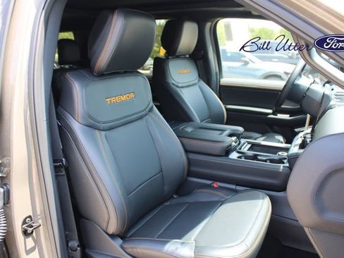 New 2027 Ford Expedition Tremor w/ Driver's Package AWD/4WD image 7