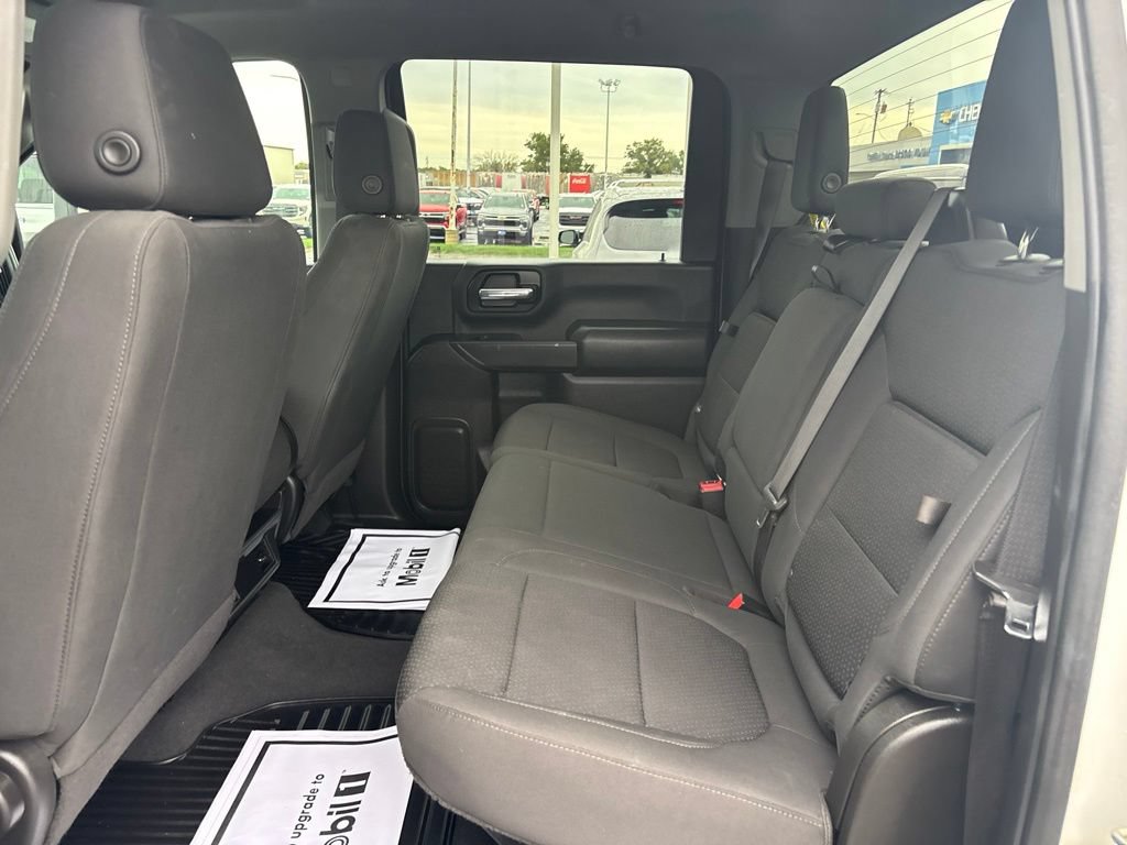 Used 2023 Chevrolet Silverado 2500 Custom w/ Custom Convenience Package AWD/4WD image 32