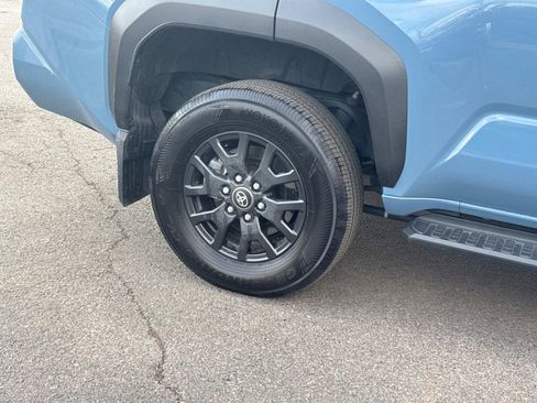 Used 2025 Toyota 4Runner SR5 image 11