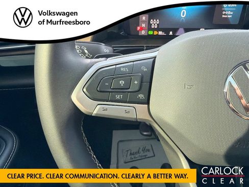 Used 2024 Volkswagen Atlas SE FWD image 17
