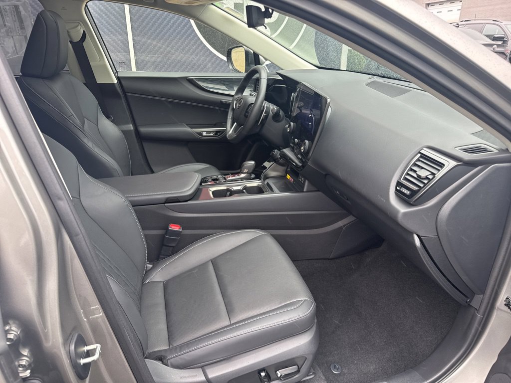 Used 2023 Lexus NX 350 AWD image 62