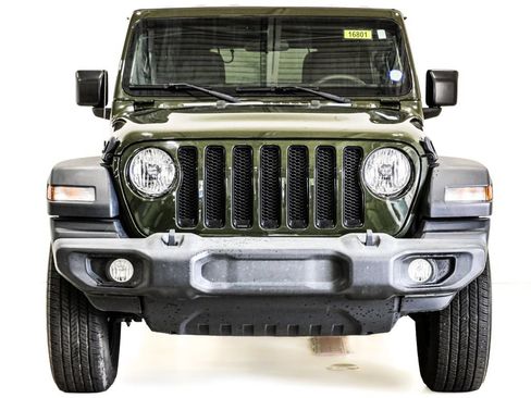 Used 2023 Jeep Wrangler Unlimited Sport AWD/4WD image 2