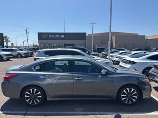 Used 2017 Nissan Altima 2.5 SL w/ 2.5 Technology Package FWD video 1