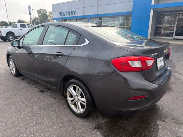 Used 2016 Chevrolet Cruze LT FWD image 9