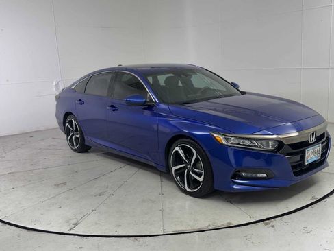 Used 2019 Honda Accord Sport image 8