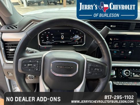 Used 2025 GMC Sierra 2500 Denali w/ Denali Reserve Package AWD/4WD image 14