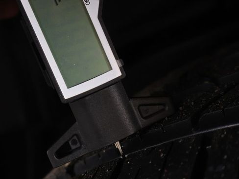 Used 2024 Toyota Corolla LE FWD image 32