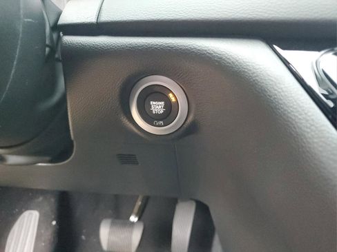 New 2026 Chrysler Voyager LX image 23