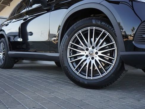 Certified 2026 Mercedes-Benz GLC 300 image 11