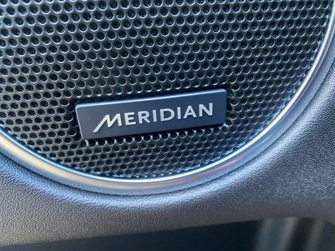 Used 2020 Land Rover Discovery Sport SE R-Dynamic image 31