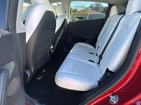 Used 2024 Tesla Model Y Performance image 15