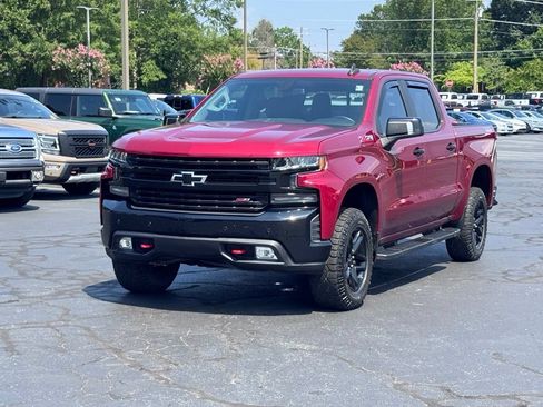 Used 2019 Chevrolet Silverado 1500 LT Trail Boss AWD/4WD image 2