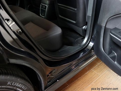 Used 2019 Dodge Charger GT image 31