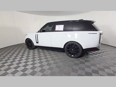 Used 2024 Land Rover Range Rover SE AWD/4WD image 48