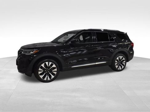 Used 2026 Ford Explorer Platinum w/ LUX Leather Package AWD/4WD image 4