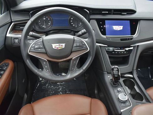 Certified 2024 Cadillac XT5 Premium Luxury w/ Technology Package AWD/4WD image 14