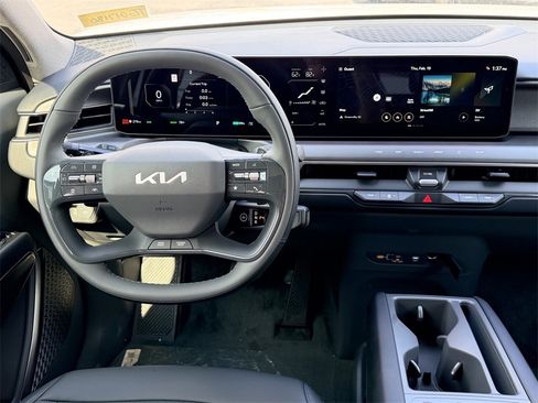 New 2026 Kia EV9 Wind image 9