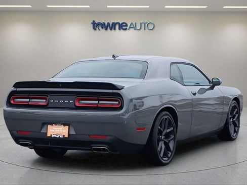 Used 2019 Dodge Challenger GT w/ Blacktop Package image 5