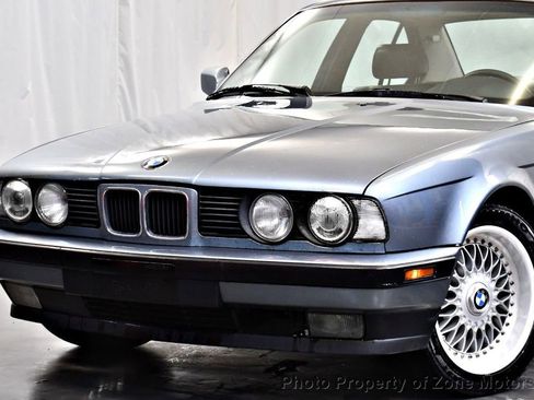 Used 1989 BMW 525i Sedan image 2