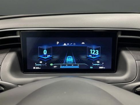 Used 2024 Hyundai Tucson Limited image 19