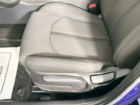 Used 2018 Kia Optima LX w/ 17" Alloy Wheels Package image 18