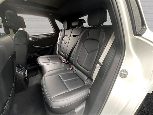 Used 2023 Porsche Macan S w/ Premium Package Plus AWD/4WD image 17