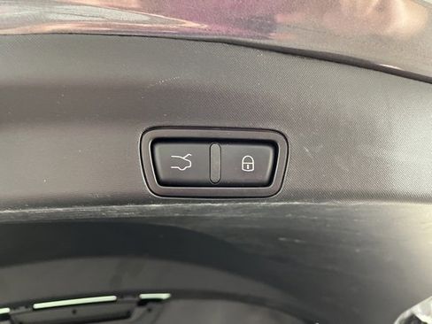 Used 2023 Alfa Romeo Stelvio Ti image 46