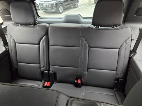 Certified 2025 Chevrolet Tahoe LT image 14