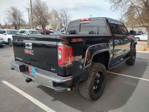 Used 2017 GMC Sierra 1500 SLT w/ SLT Preferred Package AWD/4WD image 5