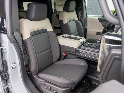 New 2026 GMC Hummer EV SUV AWD/4WD image 9