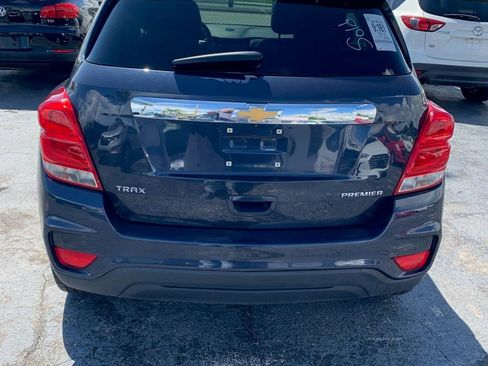 Used 2019 Chevrolet Trax Premier image 2
