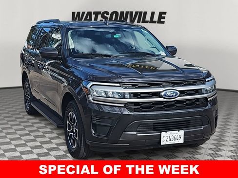 Used 2024 Ford Expedition XLT image 1