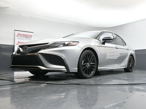 Used 2021 Toyota Camry XSE image 20