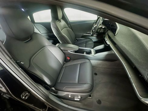 Used 2023 Lucid Air Pure AWD/4WD image 32