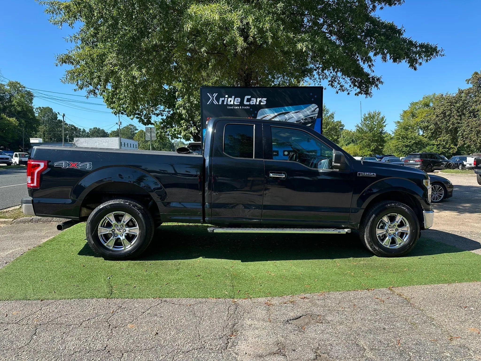 Used 2016 Ford F150 XLT w/ Equipment Group 301A Mid AWD/4WD image 6
