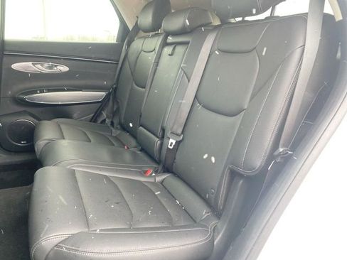 Used 2022 Genesis GV70 2.5T w/ Select Package image 25