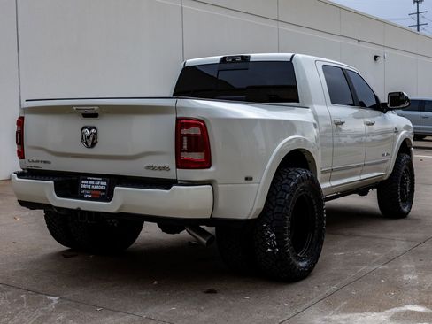 Used 2021 RAM 3500 Limited image 10