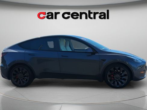 Used 2021 Tesla Model Y Performance AWD/4WD image 6