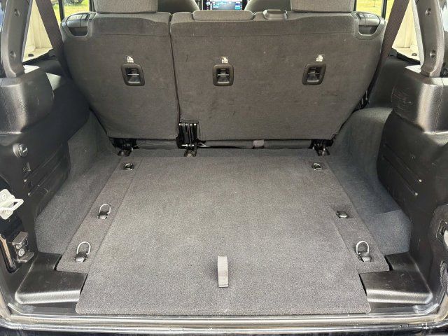 Used 2025 Jeep Wrangler Unlimited Rubicon AWD/4WD image 21