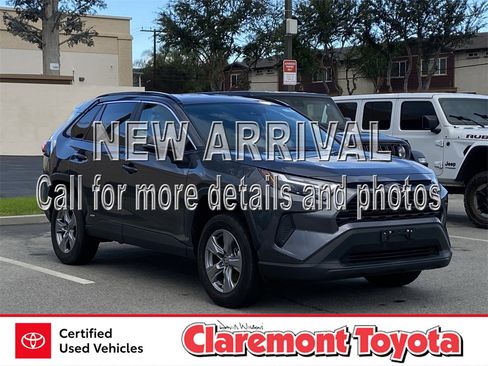 Certified 2025 Toyota RAV4 XLE image 1