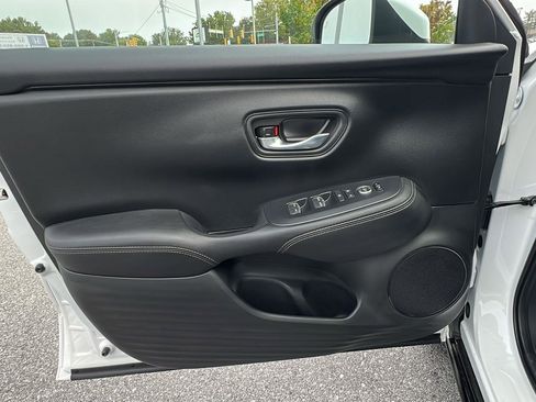 New 2026 Honda HR-V EX-L image 21