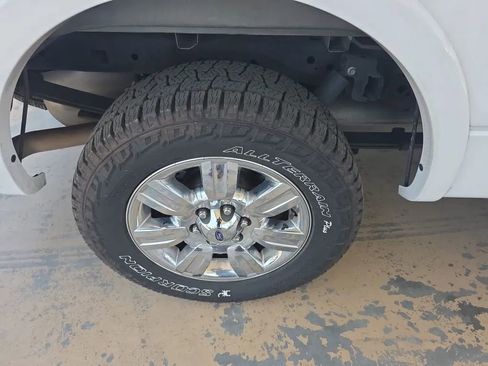 Used 2011 Ford F150 Lariat w/ Lariat Chrome Pkg RWD image 47