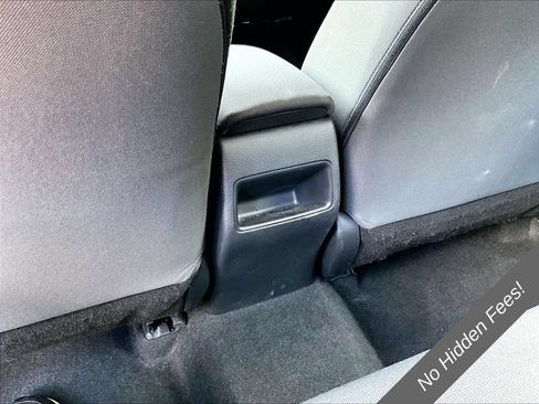 Used 2022 Toyota Corolla LE FWD image 23