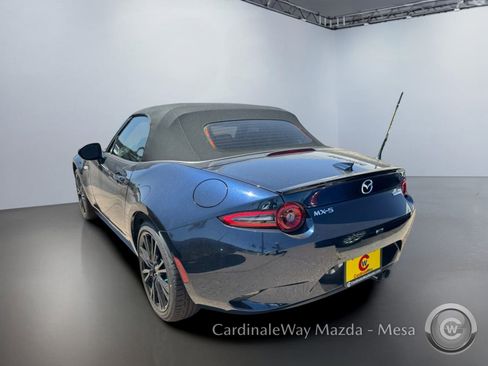 New 2026 MAZDA MX-5 Miata Club w/ Interior Package RWD image 5