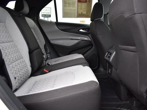 Used 2024 Chevrolet Equinox LT FWD image 14