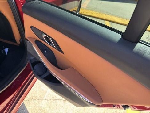 Used 2025 BMW 330i Sedan w/ M Sport Package image 36